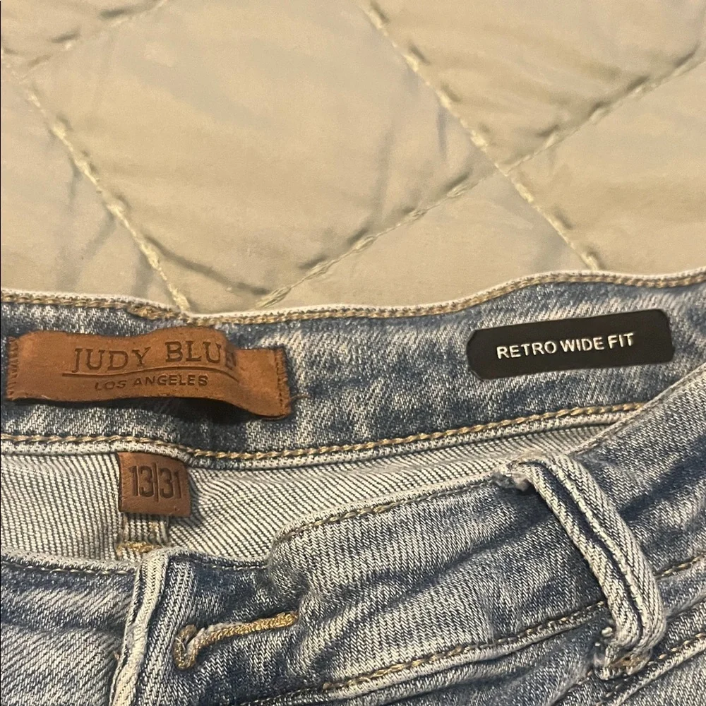 Judy Blue Light Blue Straight Leg Jeans - Picture 2 of 6